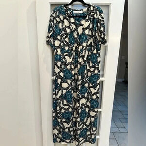 T-Bags Los Angeles Cream & Teal Maxi Dress Plus Size 1X NWOT